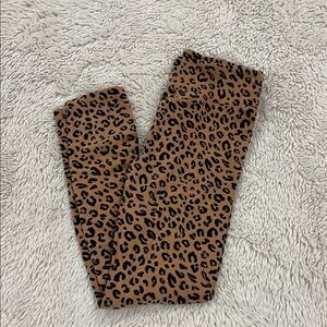 Girls leopard leggings